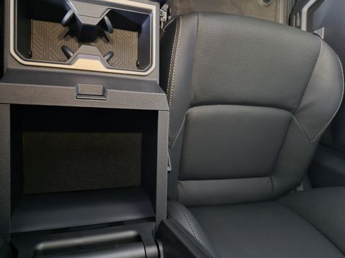 New 2025 Toyota 4Runner 4WD image 37