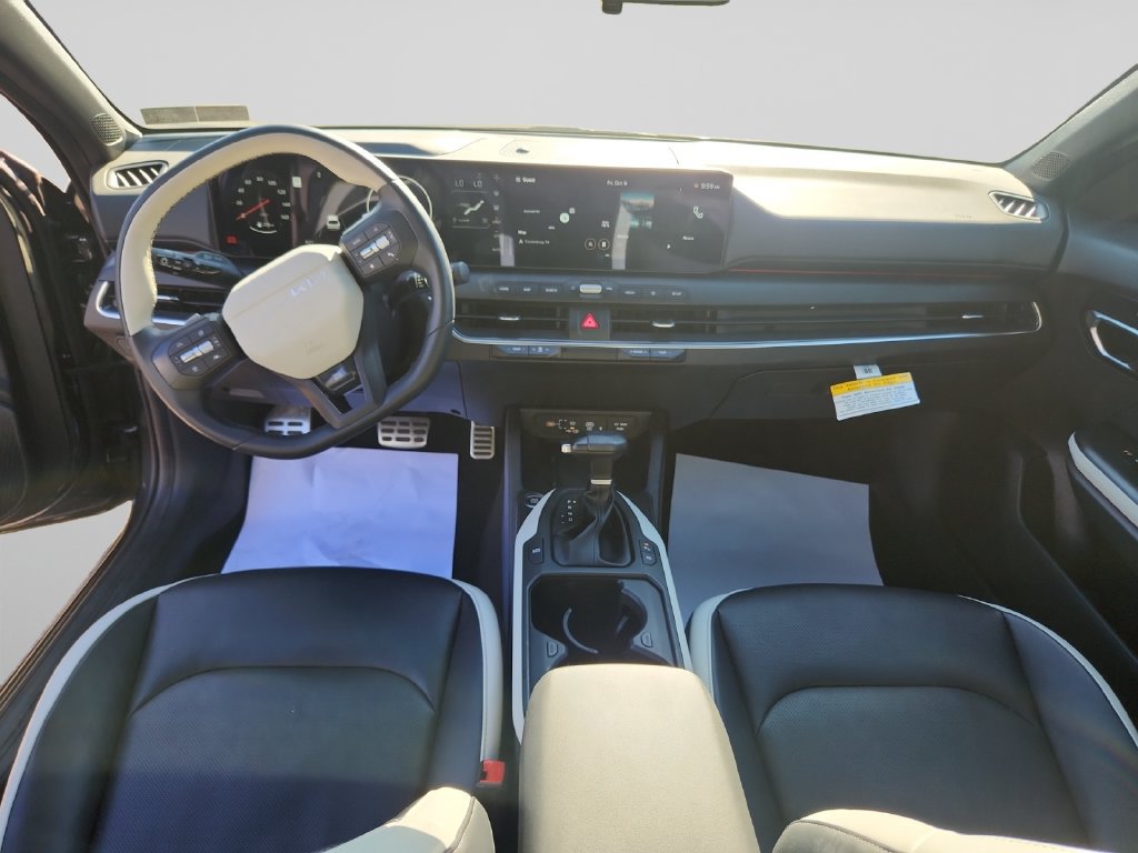 Certified 2025 Kia K4 GT-Line Turbo FWD image 12