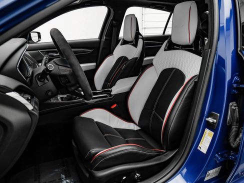 Used 2022 Cadillac CT5 V Blackwing image 35