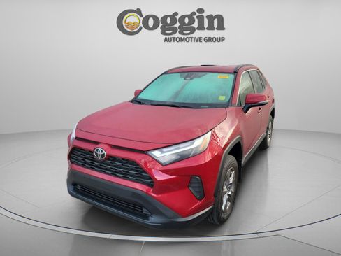 Certified 2025 Toyota RAV4 XLE image 1