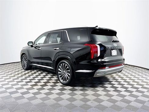 Used 2023 Hyundai Palisade Calligraphy w/ Cargo Package image 6