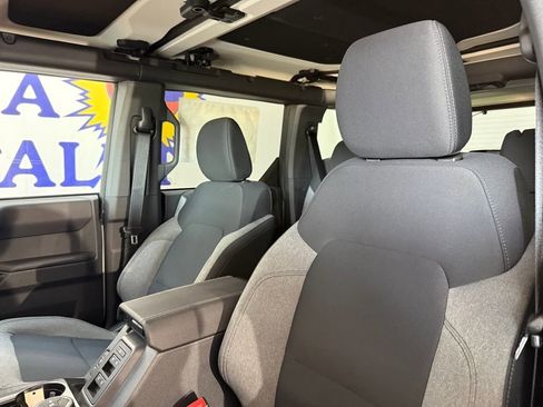 New 2026 Ford Bronco Big Bend w/ Black Appearance Package image 9