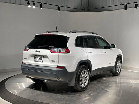 Used 2020 Jeep Cherokee Latitude Plus w/ Cold Weather Group image 11