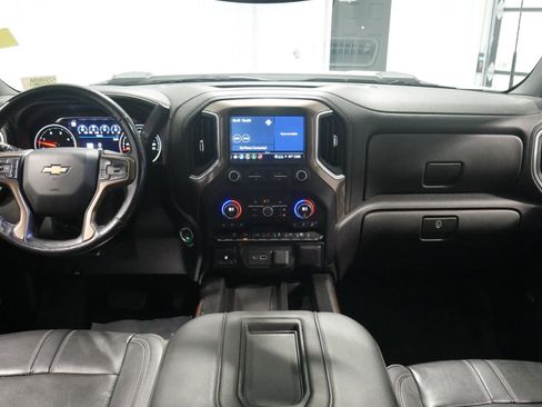 Used 2022 Chevrolet Silverado 2500 High Country image 19