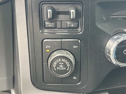 Used 2022 Ford F150 XLT w/ Equipment Group 302A High AWD/4WD image 25