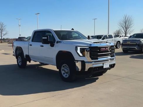 New 2026 GMC Sierra 3500 SLT w/ SLT Convenience Package image 3