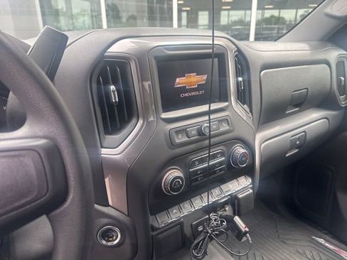 Used 2024 Chevrolet Silverado 1500 Custom Trail Boss AWD/4WD image 22