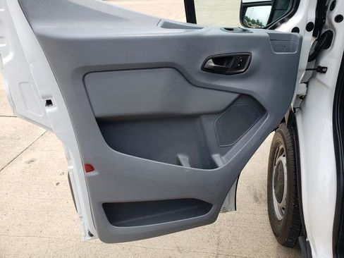 Used 2015 Ford Transit 350 T-350 148 Low Rf 9500 GVWR Sw image 11