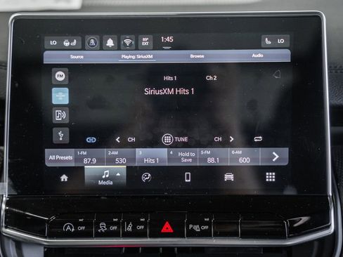 New 2025 Jeep Compass Limited w/ Sun & Sound Group image 21