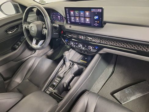 Used 2023 Honda Accord Touring image 25
