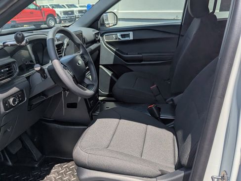 New 2025 Ford Explorer 4WD Police Interceptor image 15
