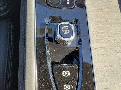 New 2026 Volvo XC90 B6 Ultra image 29