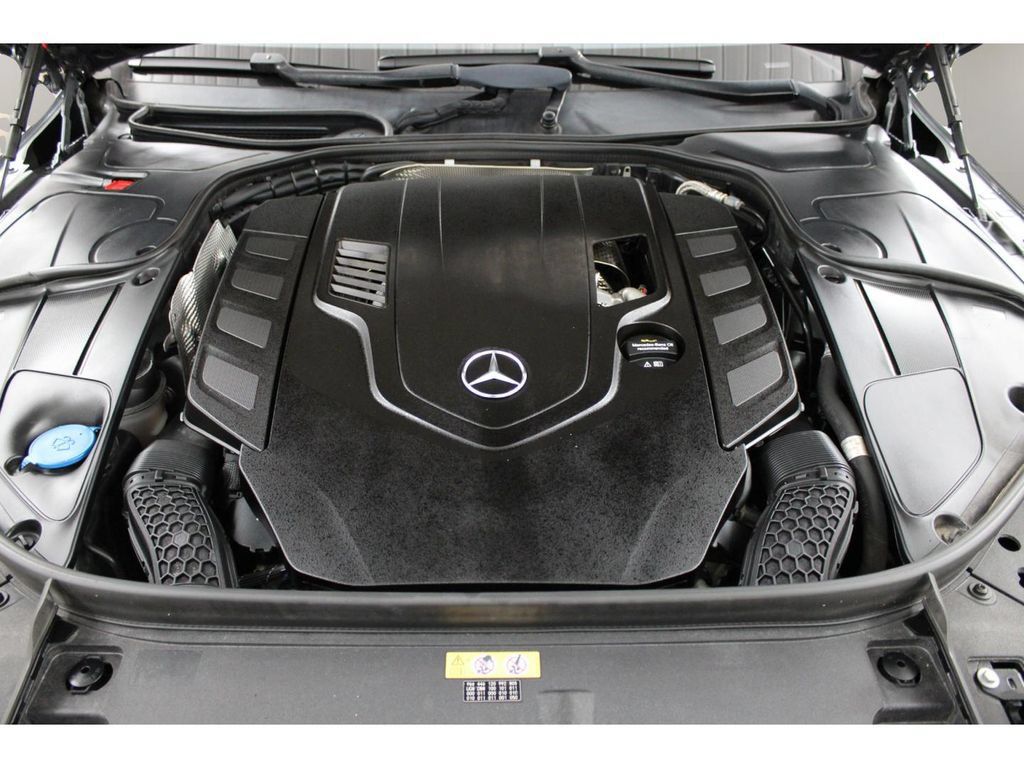 Used 2018 Mercedes-Benz S 560 Sedan image 42