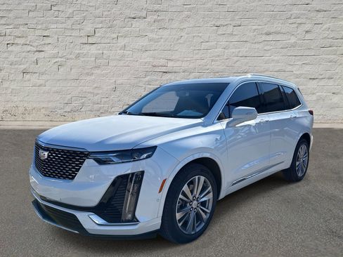 Certified 2024 Cadillac XT6 Premium Luxury w/ Technology Package image 9