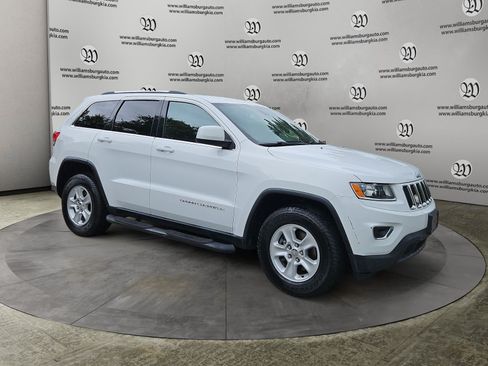 Used 2015 Jeep Grand Cherokee Laredo w/ Quick Order Package 23E AWD/4WD image 7