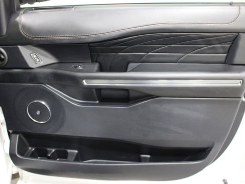 Used 2020 Ford Expedition Max Platinum image 34
