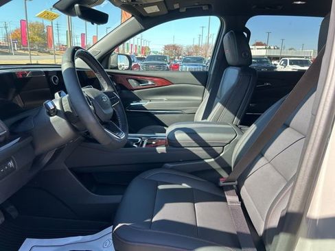 New 2026 Chevrolet Traverse Z71 w/ Enhanced Driving Package image 15