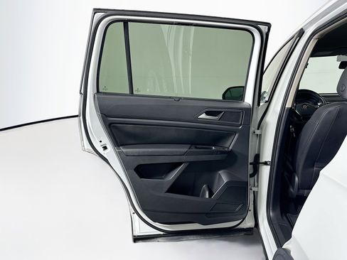 Used 2019 Volkswagen Atlas SE image 25