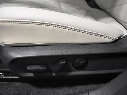 New 2026 Nissan Sentra SL w/ Floor Mat Package image 18