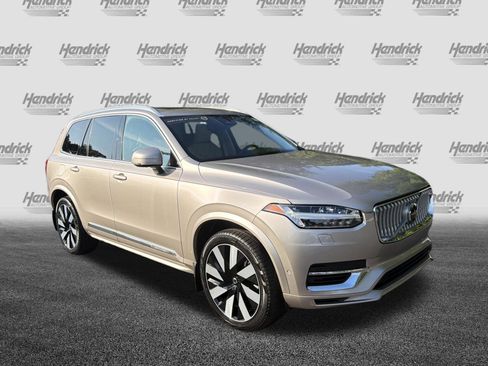 Certified 2024 Volvo XC90 T8 Plus w/ Protection Package AWD/4WD image 2