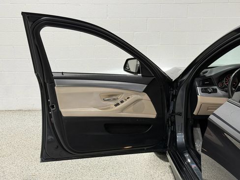 Used 2015 BMW 528i xDrive Sedan AWD/4WD image 11