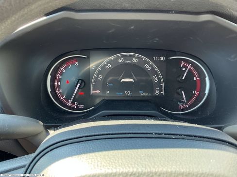 Used 2023 Toyota RAV4 LE FWD image 10