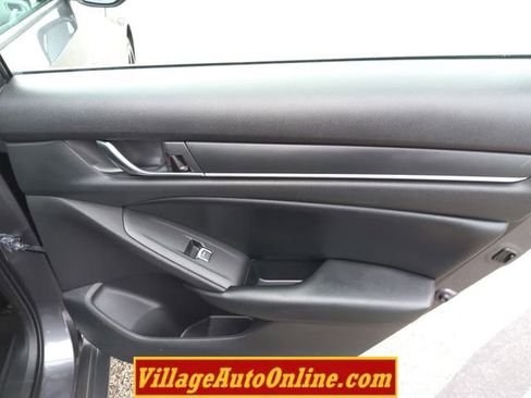 Used 2018 Honda Accord Sport image 35