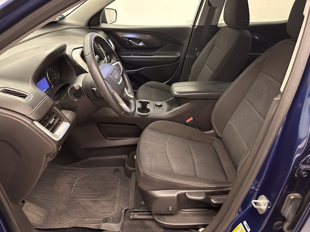 Used 2022 GMC Terrain SLE FWD image 17