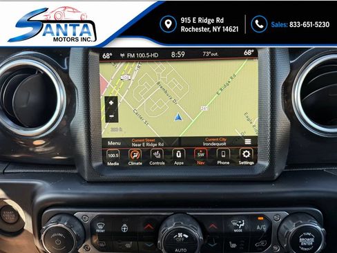 Used 2022 Jeep Wrangler Unlimited Sahara AWD/4WD image 11