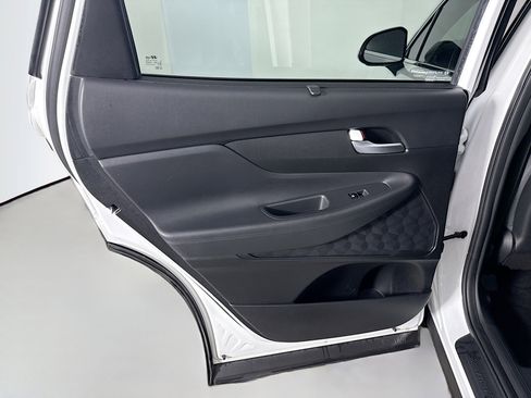Used 2022 Hyundai Santa Fe SEL w/ Convenience Package image 26