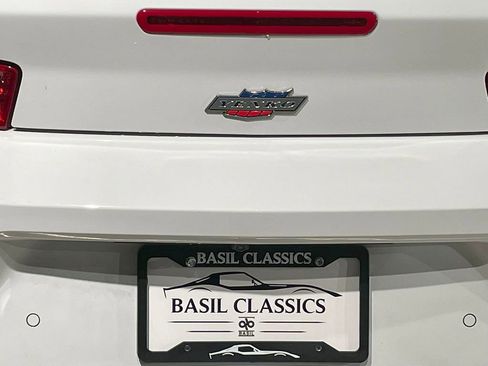 Used 2018 Chevrolet Camaro SS image 36