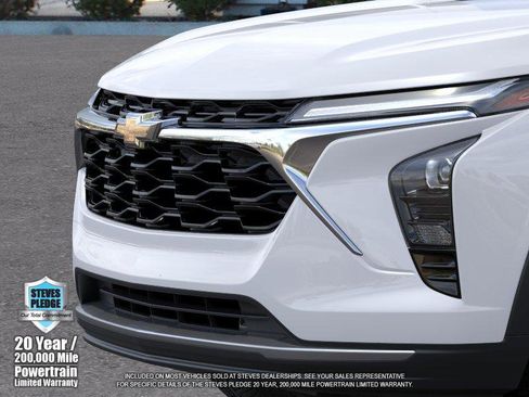 New 2026 Chevrolet Trax LT w/ Driver Confidence Package image 13