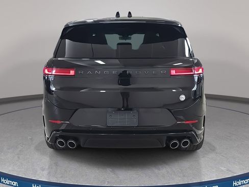 Used 2024 Land Rover Range Rover Sport image 8