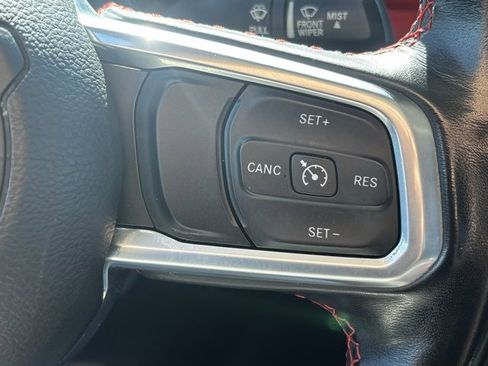 Used 2020 Jeep Gladiator Rubicon w/ Cold Weather Group image 18