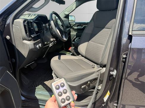 Used 2022 GMC Sierra 1500 Elevation image 19