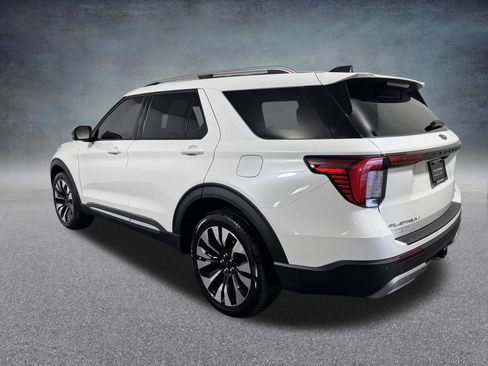 Used 2026 Ford Explorer Platinum w/ LUX Leather Package AWD/4WD image 4