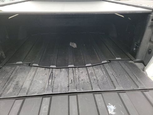 Used 2022 Rivian R1T Adventure AWD/4WD image 14