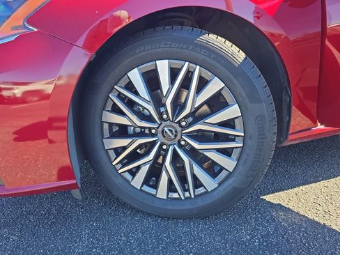 Used 2024 Nissan Altima 2.5 SV image 26