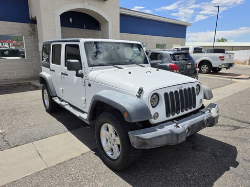 Used 2014 Jeep Wrangler Unlimited Sport AWD/4WD image 8