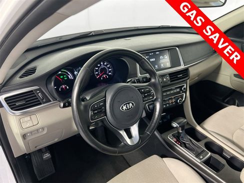 Certified 2017 Kia Optima Premium w/ Hybrid Convenience Package image 10