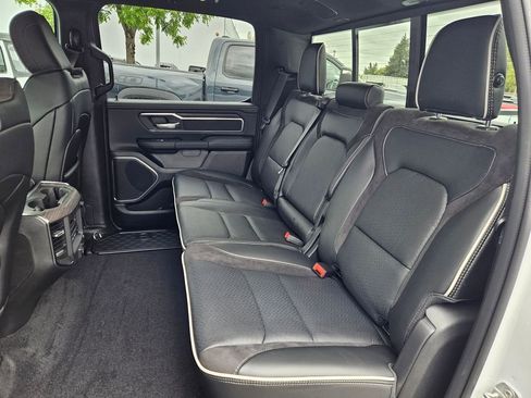 New 2026 RAM 1500 Laramie AWD/4WD image 14