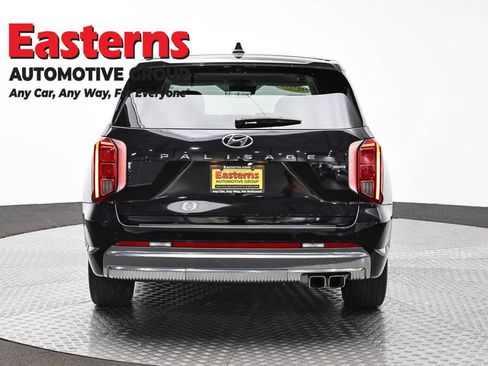 Used 2023 Hyundai Palisade Calligraphy w/ Cargo Package AWD/4WD image 6