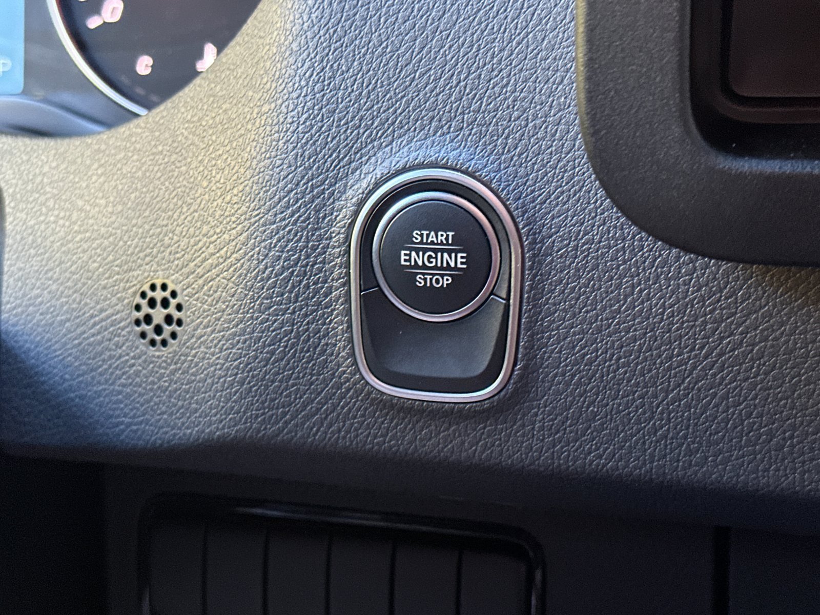 Used 2025 Mercedes-Benz Sprinter 2500 image 22