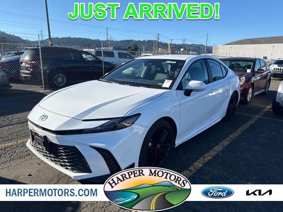 Used 2025 Toyota Camry SE
