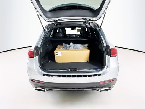 New 2026 Mercedes-Benz GLC 300 image 29