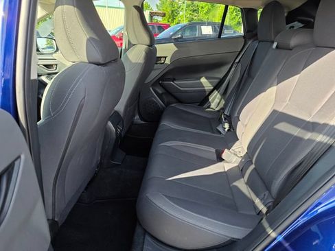 Used 2025 Subaru Crosstrek 2.5i Premium AWD/4WD image 32