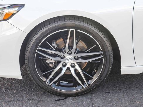 Used 2022 Honda Accord Touring image 6