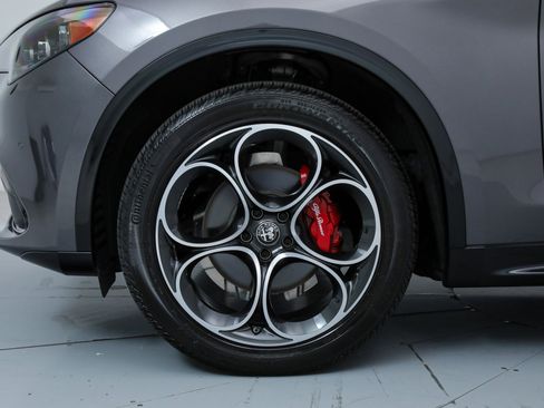 New 2025 Alfa Romeo Stelvio Sprint w/ Veloce Package image 20