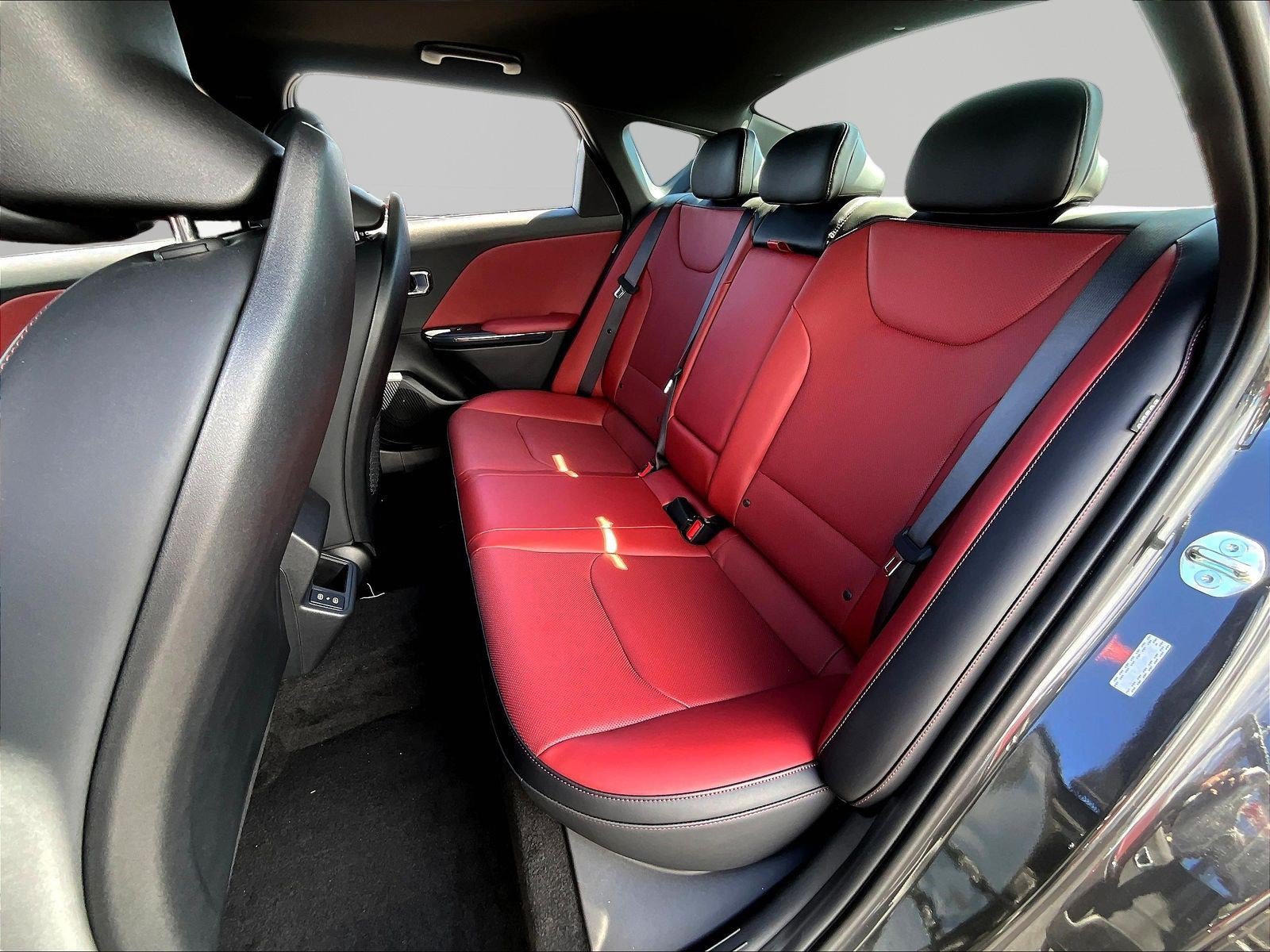 New 2026 Kia K4 GT-Line FWD image 18
