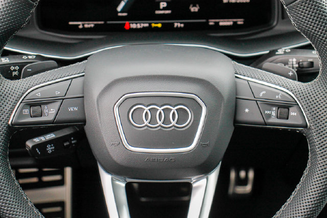New 2026 Audi SQ7 Prestige AWD/4WD image 10